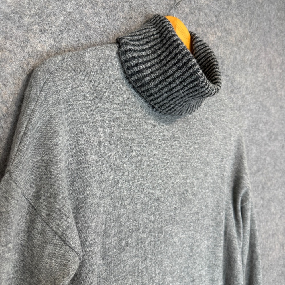 Cynthia Rowley 100% 2-Ply Cashmere Sweater Womens Small Turtleneck Pockets Relax - Picture 4 of 12